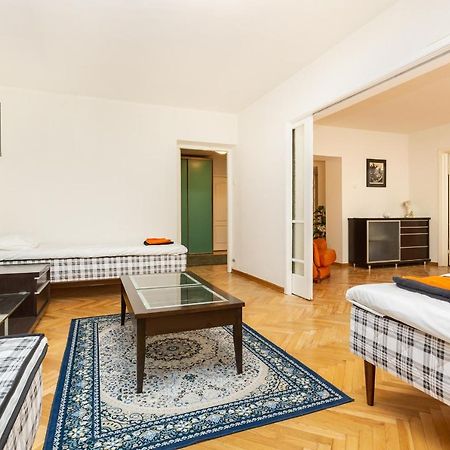3 Room Central Apartmend 90M2 Parking For One Car Fifth Floor And The Building Does Not Have An Elevator Reval Esterno foto