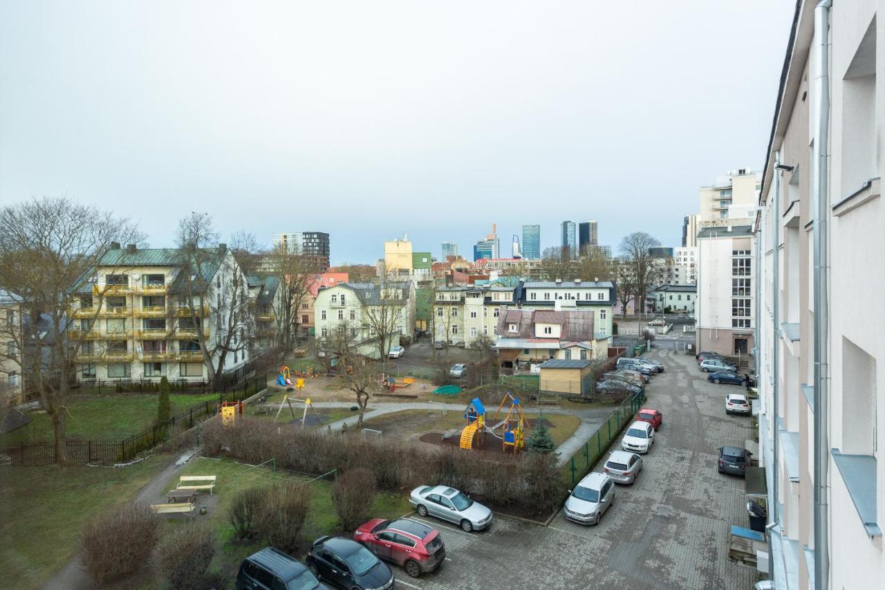 3 Room Central Apartmend 90M2 Parking For One Car Fifth Floor And The Building Does Not Have An Elevator Reval Esterno foto