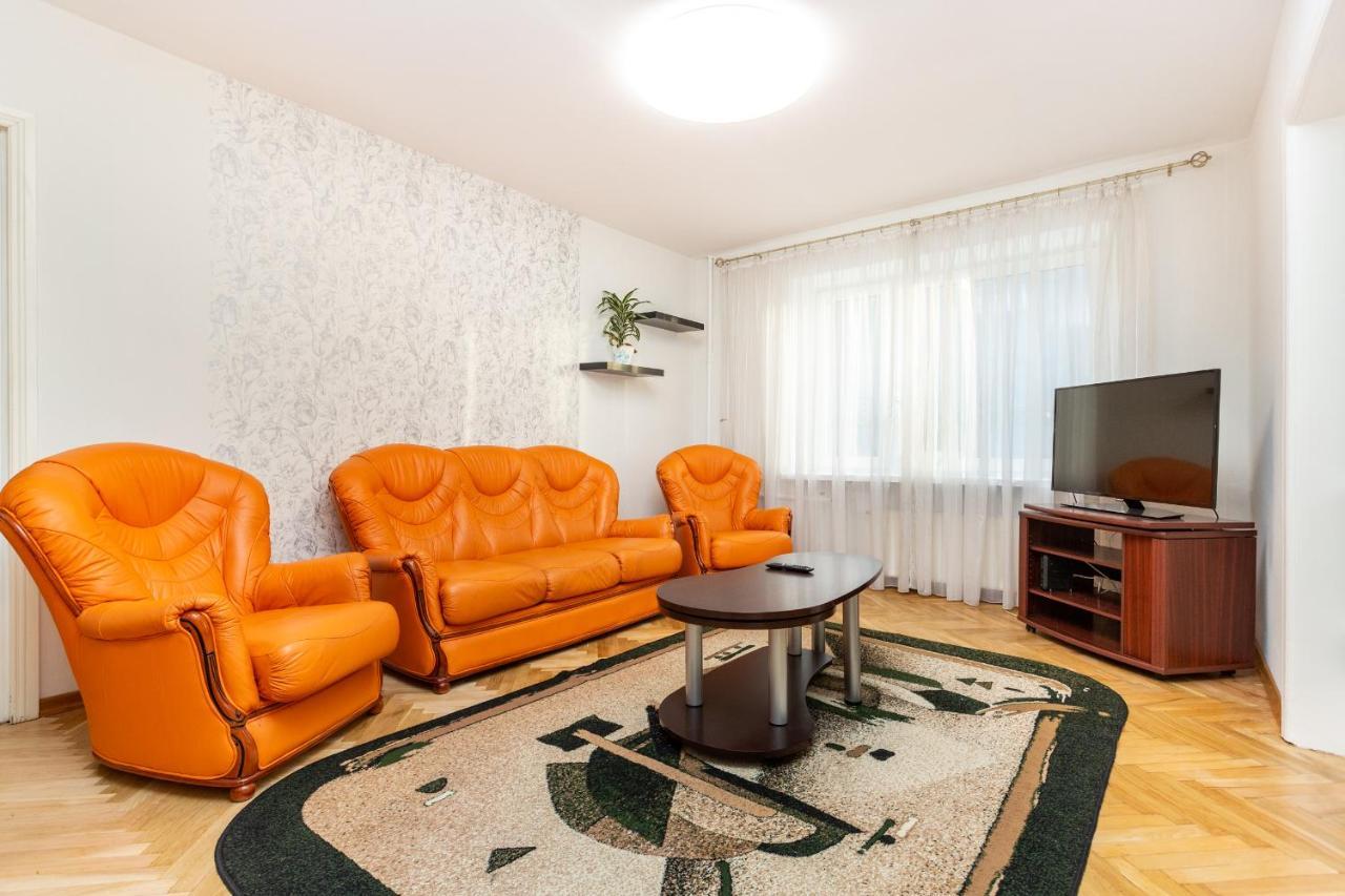 3 Room Central Apartmend 90M2 Parking For One Car Fifth Floor And The Building Does Not Have An Elevator Reval Esterno foto