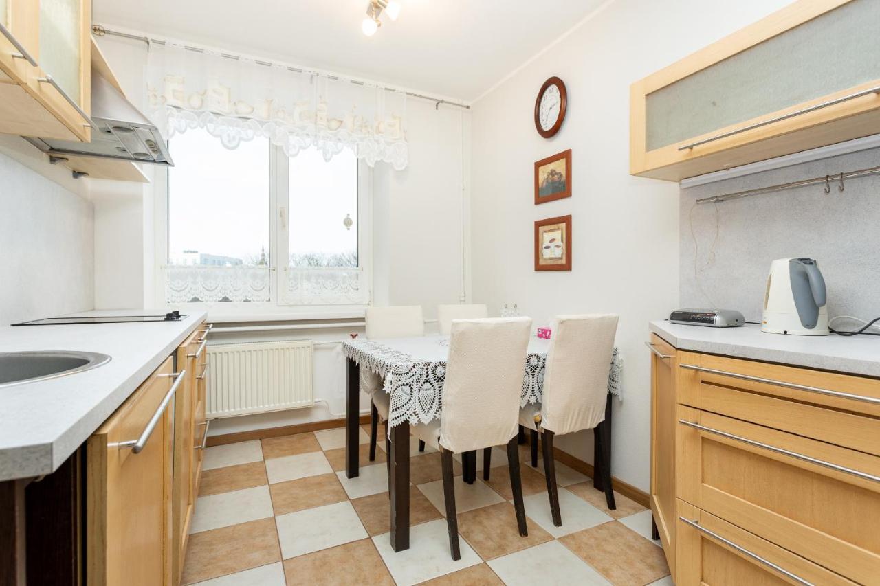 3 Room Central Apartmend 90M2 Parking For One Car Fifth Floor And The Building Does Not Have An Elevator Reval Esterno foto