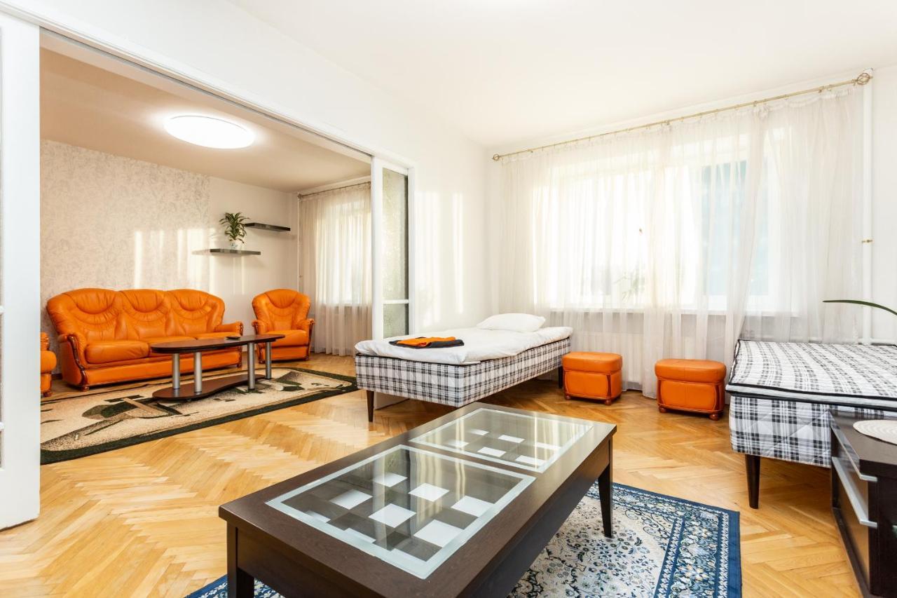 3 Room Central Apartmend 90M2 Parking For One Car Fifth Floor And The Building Does Not Have An Elevator Reval Esterno foto